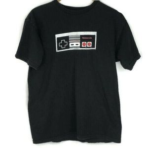 Retro NINTENDO Controller Men’s Medium T Shirt